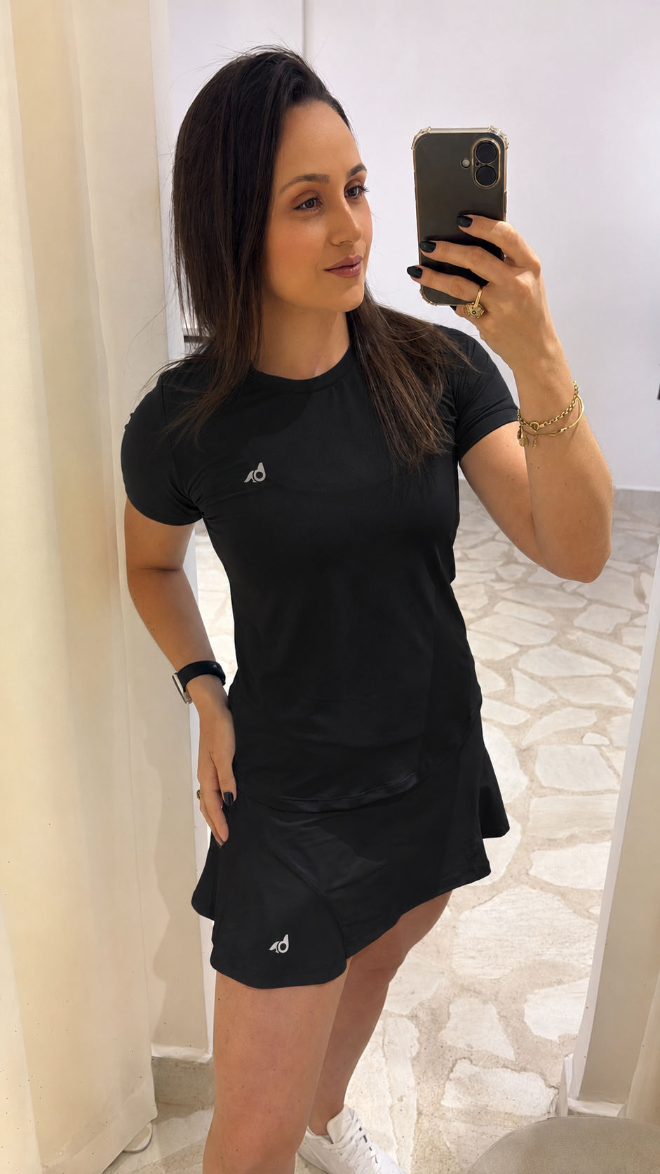 T-shirt - Bella - Preta