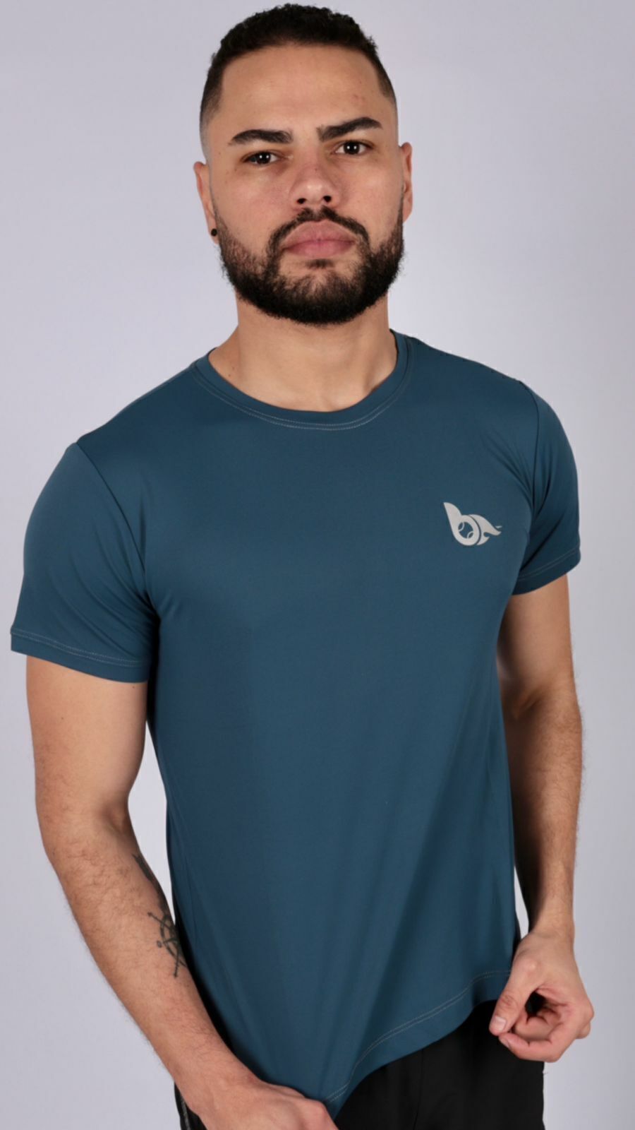T-shirt - Masculina - Azul