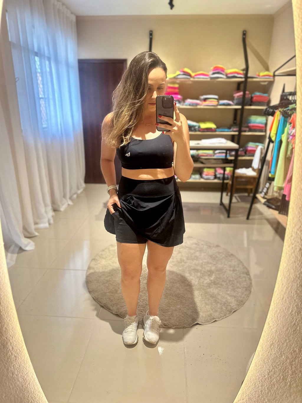 Saia Emely - Preta
